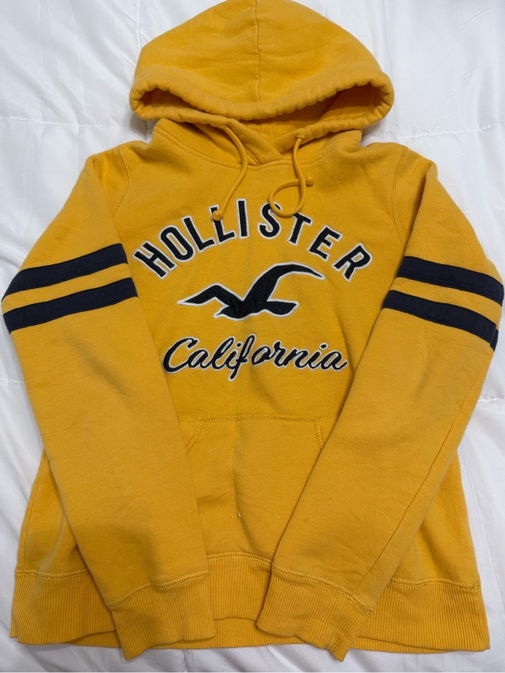 Vintage Hollister California Hooded Sweatshirt - Mustard Yellow